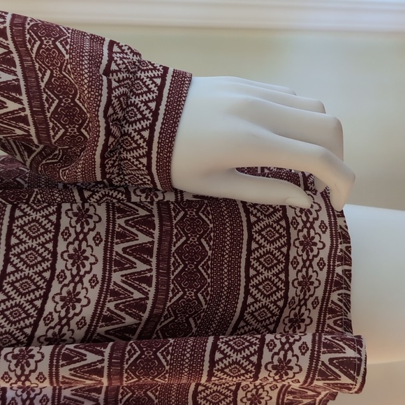 Lush Romper Long Sleeve, Skort-style Skirting EUC Size Sm-Med - Picture 6 of 14